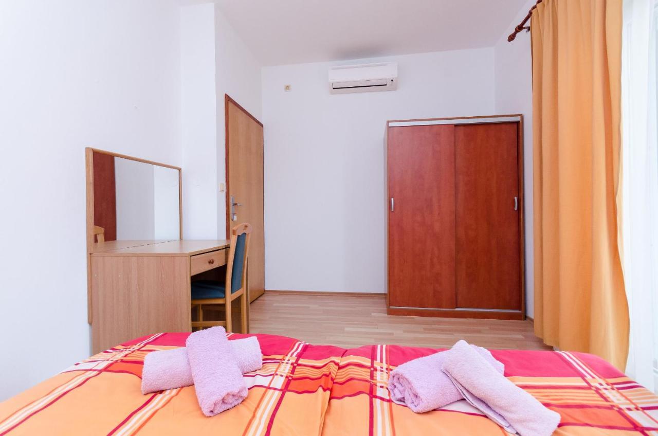 Apartments And Room Ljubica Lopar Luaran gambar