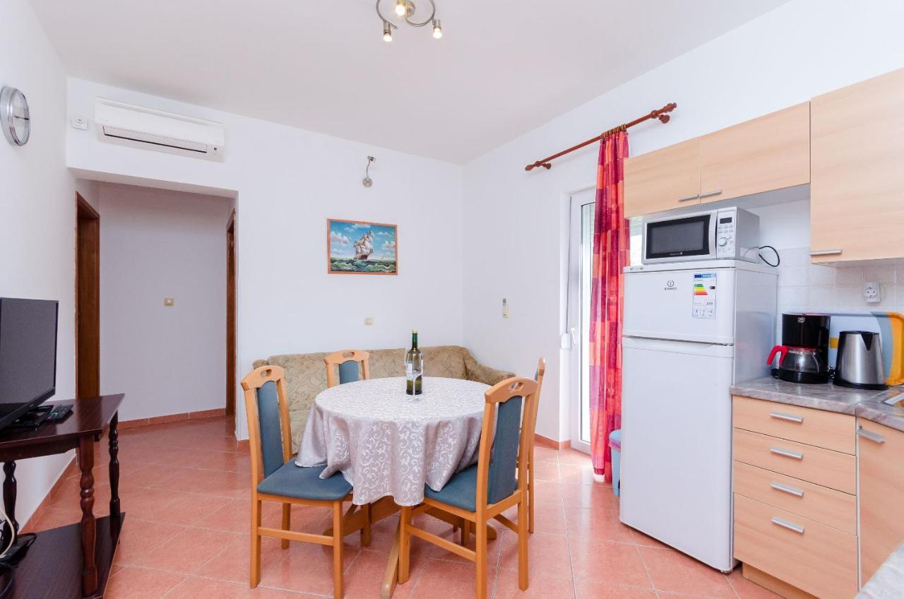 Apartments And Room Ljubica Lopar Luaran gambar