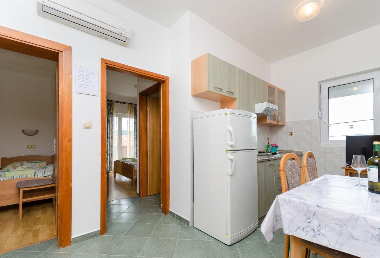 Apartments And Room Ljubica Lopar Luaran gambar